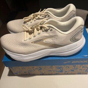 Brooks Glycerin 21 Mens Size 11 Khaki/Cream Color - Brand New